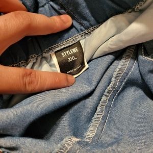 Pants with butterfly end